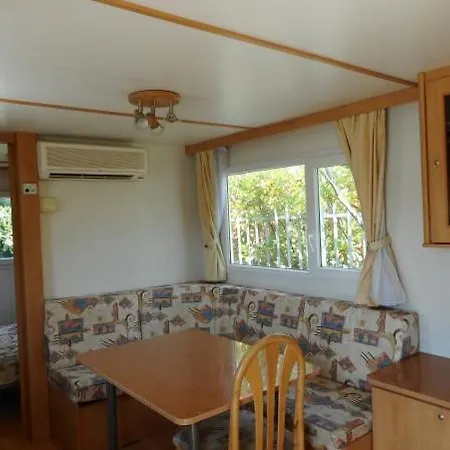 Üdülőpark Villaggio Acquamarina 4*
